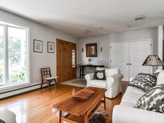 house with 4 bedroom, Natick MA ES105587005