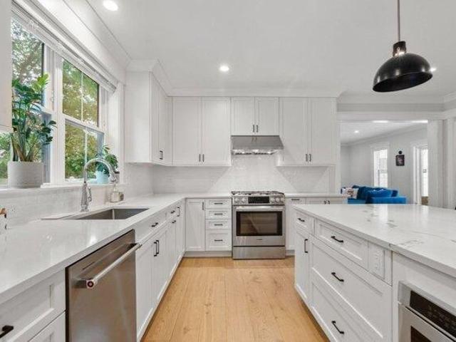 house with 4 bedroom, Natick MA ES105352096