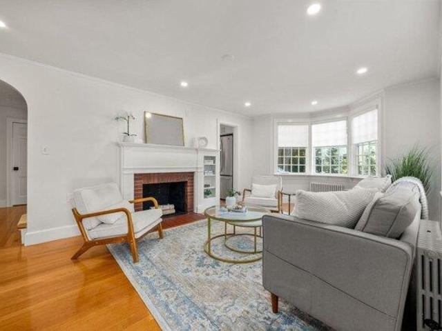 house with 4 bedroom, Needham MA ES105577225