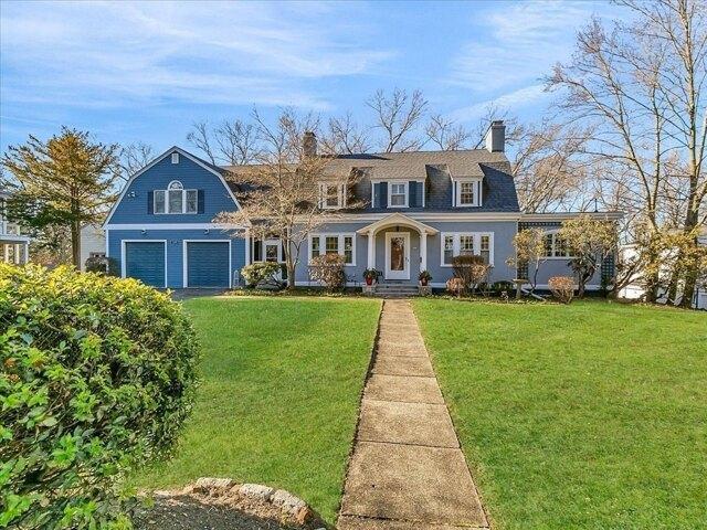 house with 4 bedroom, Newton MA ES105477514