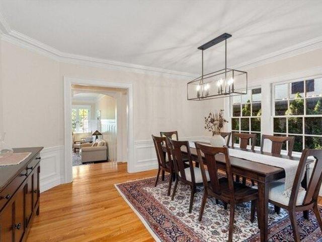 house with 4 bedroom, Newton MA ES105548935