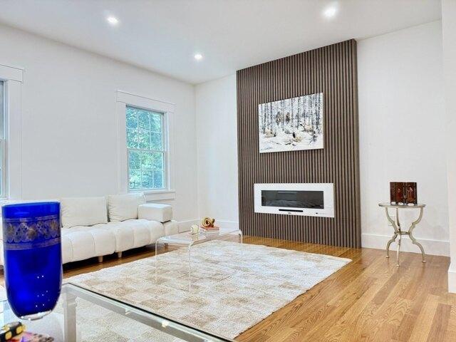 house with 4 bedroom, Newton MA ES105367100