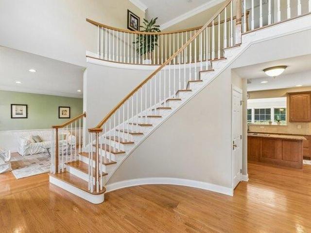 house with 4 bedroom, Newtown CT ES105478218