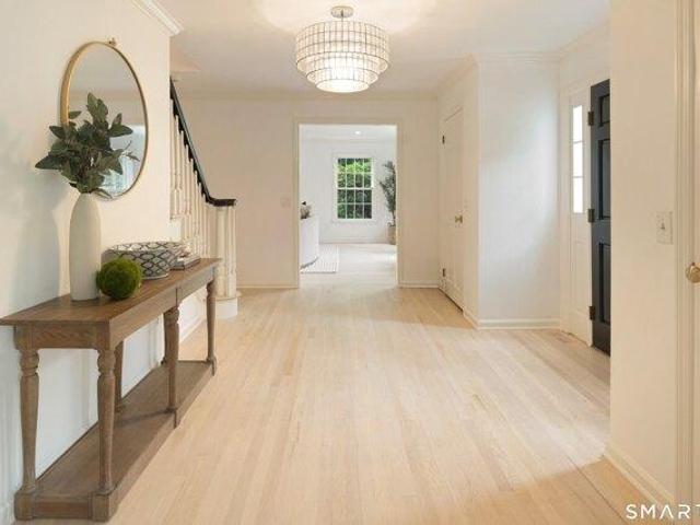 house with 4 bedroom, New Canaan CT ES105557578