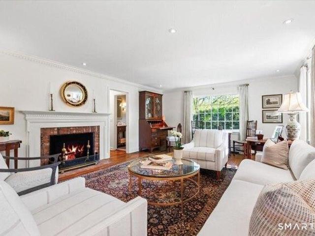 house with 4 bedroom, New Canaan CT ES105560338