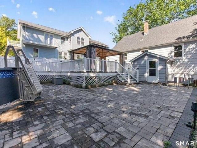 house with 4 bedroom, New Britain CT ES105587967