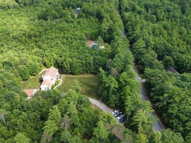 house with 4 bedroom, New Durham NH ES105632272