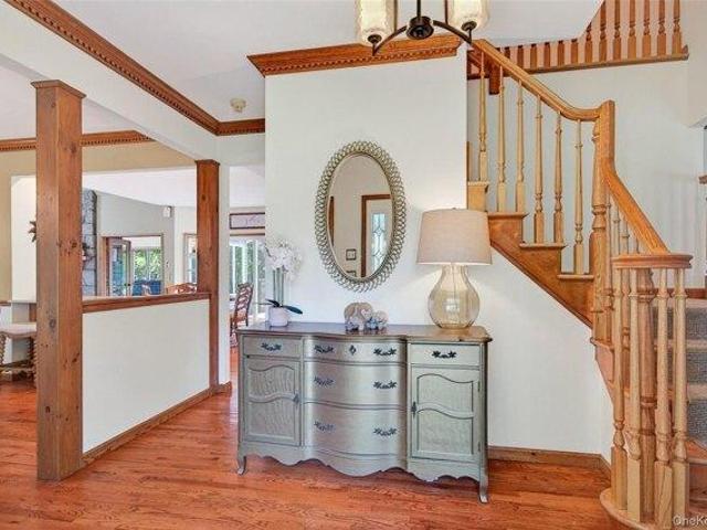 house with 4 bedroom, New Fairfield CT ES105415048