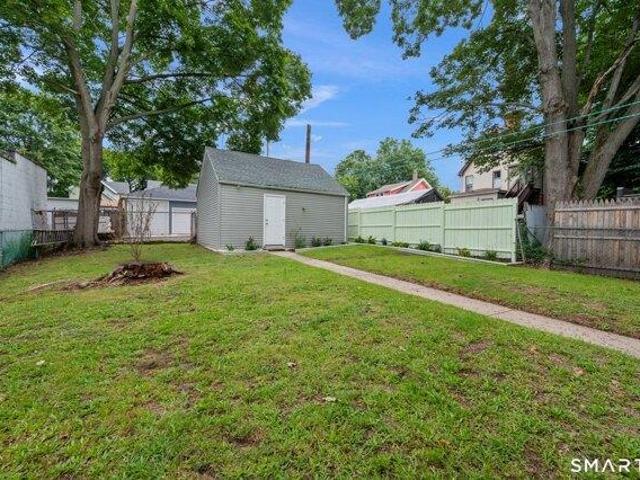 house with 4 bedroom, New Haven CT ES105633941