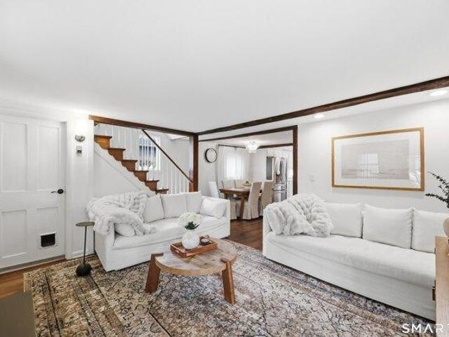 house with 4 bedroom, New Hartford CT ES105577333