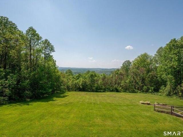 house with 4 bedroom, New Milford CT ES105548436