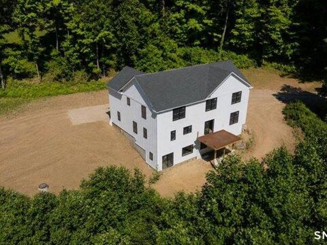 house with 4 bedroom, New Milford CT ES105562418