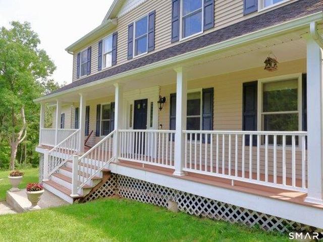 house with 4 bedroom, New Milford CT ES105577294