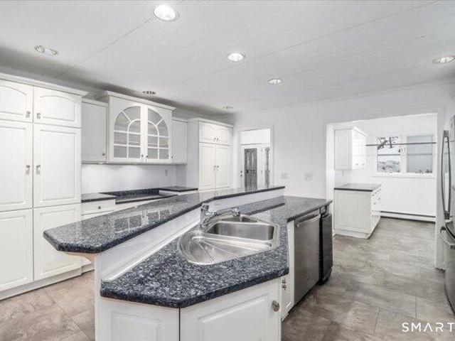 house with 4 bedroom, New Milford CT ES105589103