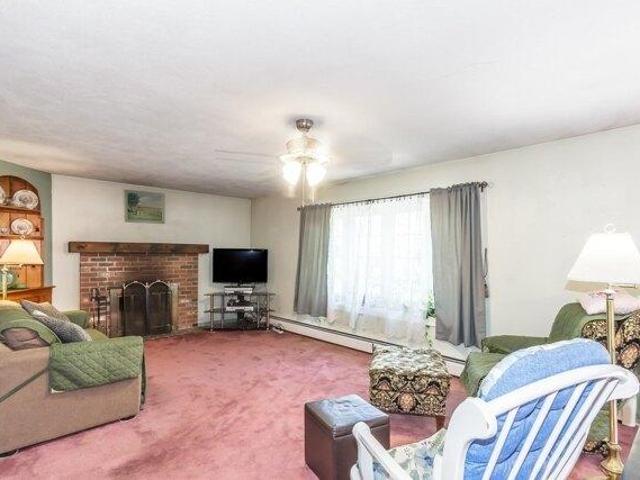 house with 4 bedroom, Newbury MA ES105552142
