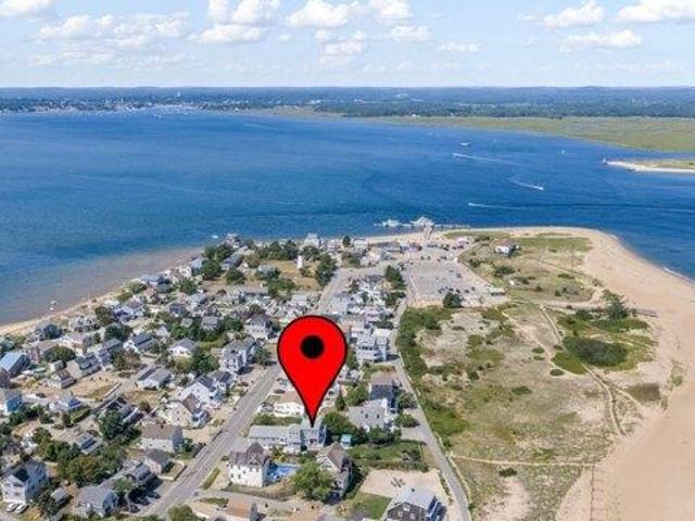 house with 4 bedroom, Newburyport MA ES105404991