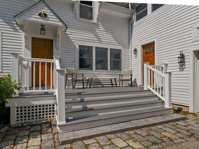house with 4 bedroom, Newburyport MA ES105633729