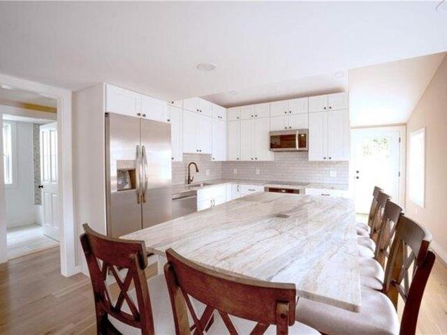 house with 4 bedroom, Newport RI ES105425991