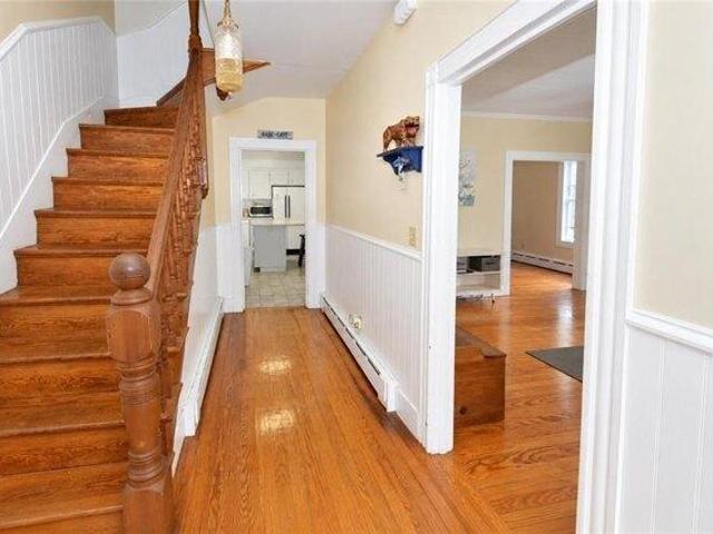 house with 4 bedroom, Newport RI ES105441343