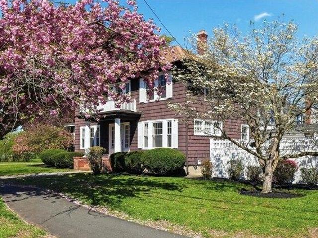 house with 4 bedroom, North Andover MA ES105511876