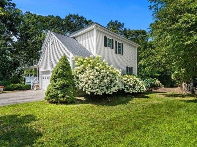 house with 4 bedroom, North Andover MA ES105578334