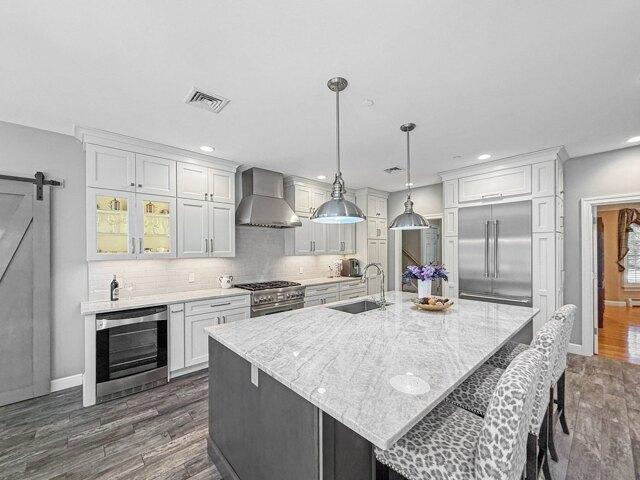 house with 4 bedroom, North Andover MA ES105588602