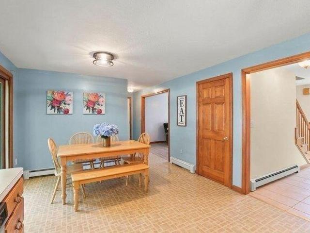 house with 4 bedroom, North Attleboro MA ES105579557