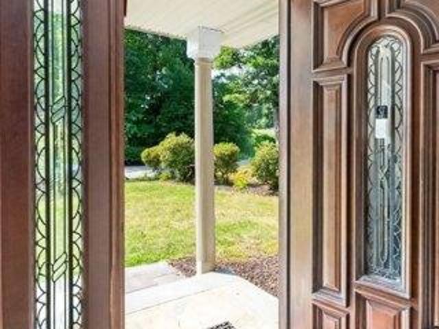 house with 4 bedroom, North Attleboro MA ES105365086