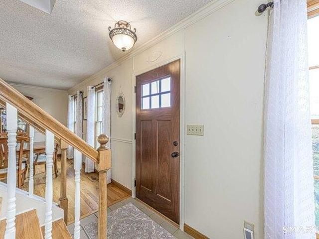 house with 4 bedroom, North Haven CT ES105474900