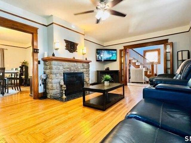 house with 4 bedroom, North Haven CT ES105552620