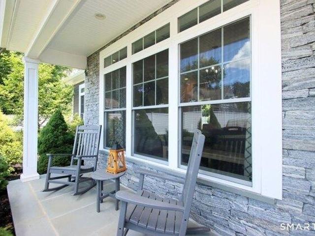 house with 4 bedroom, North Haven CT ES105512265