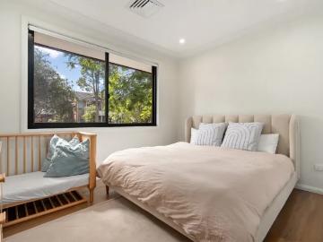 house with 4 bedroom, North Parramatta ES102270623