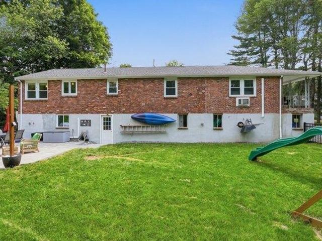 house with 4 bedroom, North Reading MA ES105535720