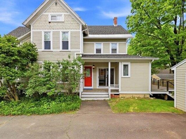 house with 4 bedroom, Northampton MA ES104542914