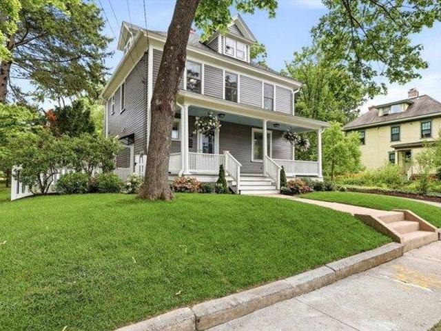 house with 4 bedroom, Northampton MA ES104569617