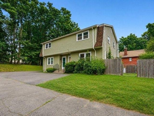 house with 4 bedroom, Northampton MA ES104570892