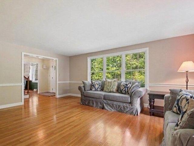 house with 4 bedroom, Northborough MA ES104606845