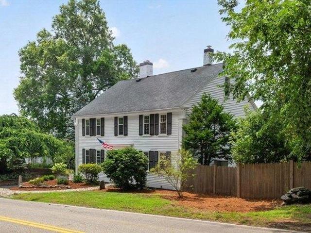 house with 4 bedroom, Northborough MA ES105340854
