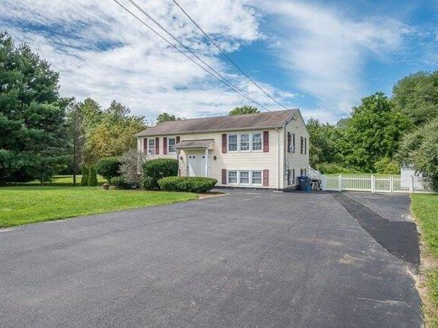 house with 4 bedroom, Northborough MA ES105364909