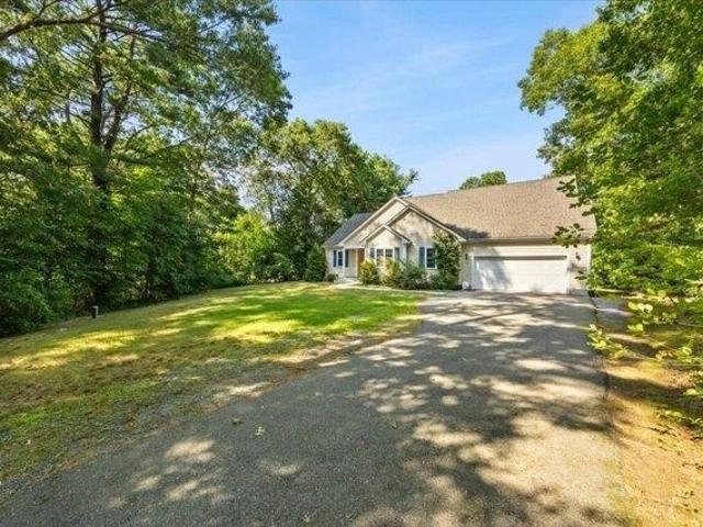 house with 4 bedroom, Norton MA ES105559650