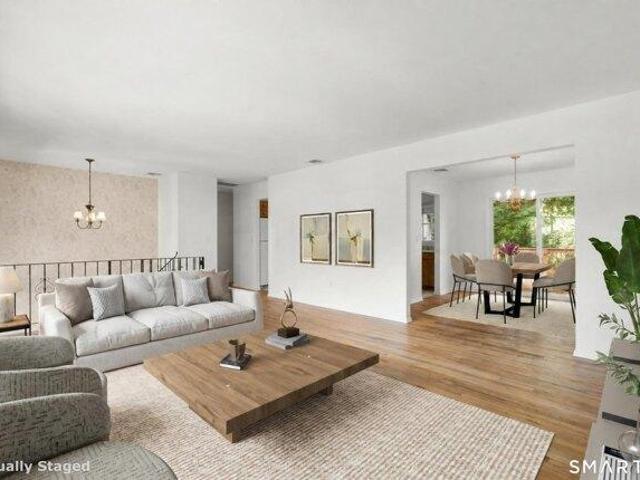 house with 4 bedroom, Norwalk CT ES104834259