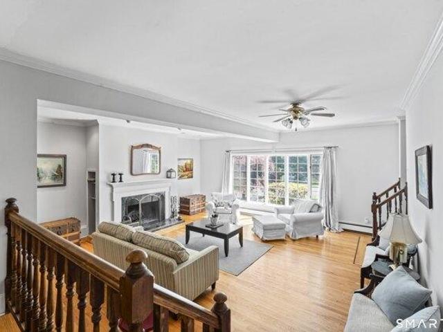 house with 4 bedroom, Norwalk CT ES105442554