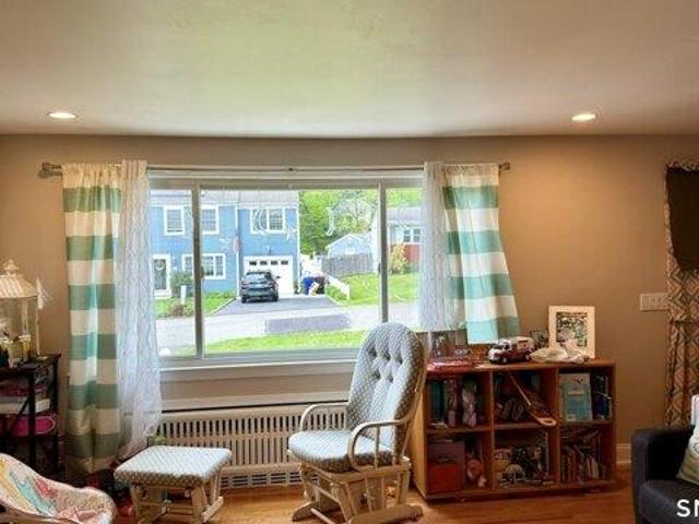 house with 4 bedroom, Norwalk CT ES105549860
