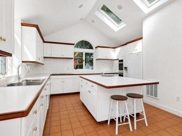 house with 4 bedroom, Norwell MA ES105559071