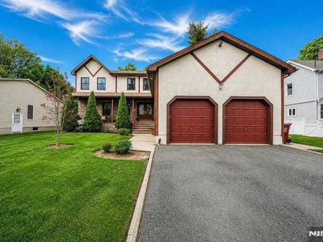 house with 4 bedroom, Nutley NJ ES105790762