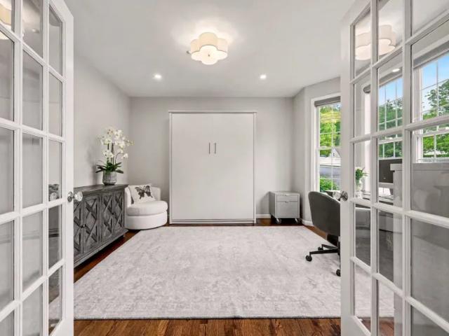 house with 4 bedroom, NY NY ELS102752854