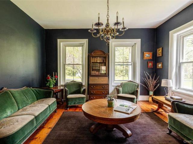 house with 4 bedroom, NY NY ES102587633