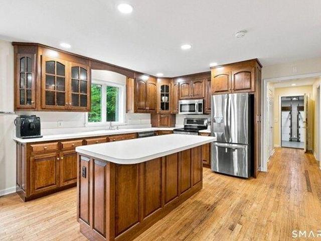 house with 4 bedroom, Old Lyme CT ES105440895
