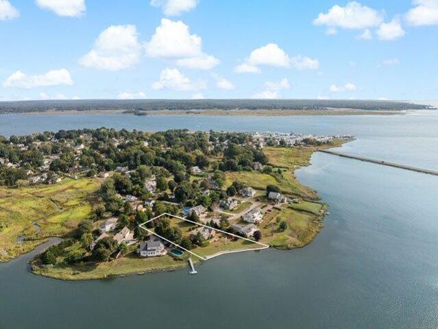 house with 4 bedroom, Old Saybrook CT ES104920260