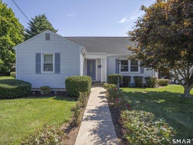 house with 4 bedroom, Old Saybrook CT ES105561551